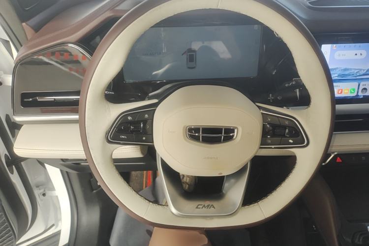 Used Geely Auto Monjaro L 2021 2.0TD DCT EVO Two-Wheel Drive Prestige Version Steering Wheel