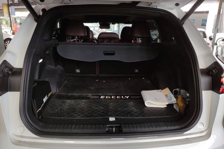 Used Geely Auto Monjaro L 2021 2.0TD DCT EVO Two-Wheel Drive Prestige Version Trunk