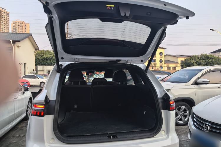 Used Geely Auto Monjaro L 2021 2.0TD High-Power Automatic All-Wheel Drive Luxury Version Trunk