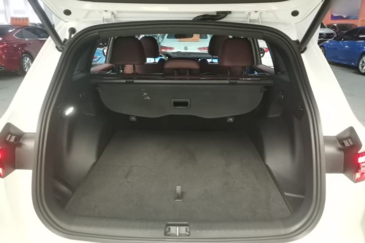 Used Geely Auto Monjaro L 2021 2.0TD DCT EVO Two-Wheel Drive Prestige Version Trunk