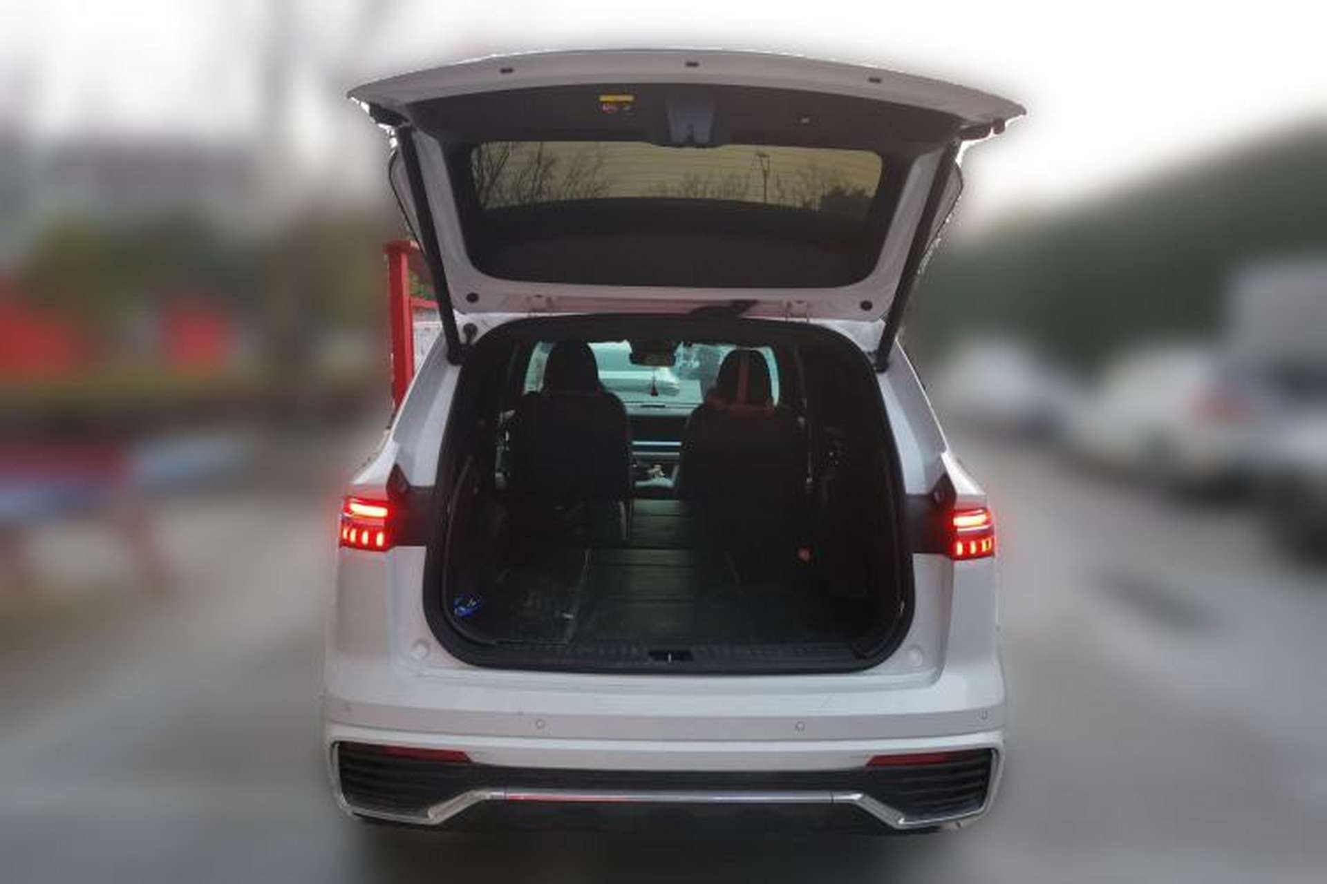 Used Geely Auto Monjaro L 2021 2.0TD High-Power Automatic All-Wheel-Drive Flagship Version Trunk