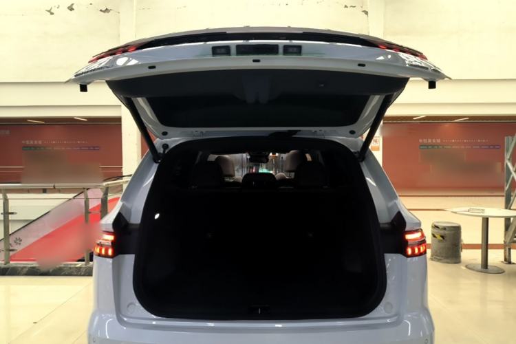 Used Geely Auto Monjaro L 2021 2.0TD DCT EVO Two-Wheel Drive Smart Luxury Version Trunk