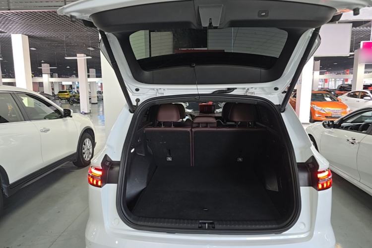 Used Geely Auto Monjaro L 2021 2.0TD DCT EVO Two-Wheel Drive Smart Luxury Version Trunk