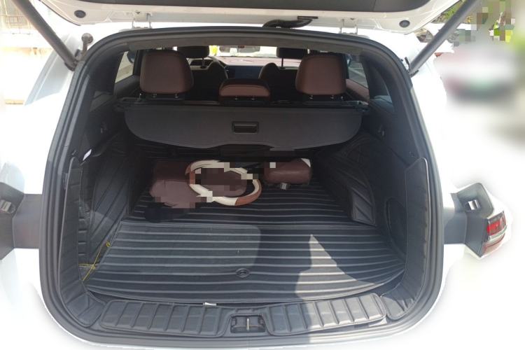 Used Geely Auto Monjaro L 2021 2.0TD High-Power Automatic All-Wheel Drive Luxury Version Trunk