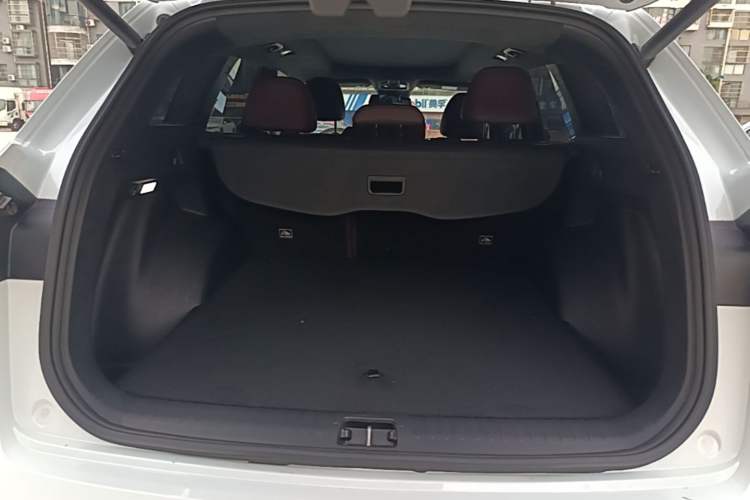 Used Geely Auto Monjaro L 2021 2.0TD DCT EVO Two-Wheel Drive Prestige Version Trunk