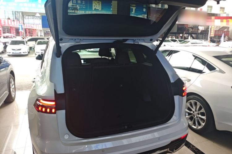 Used Geely Auto Monjaro L 2021 2.0TD DCT EVO Two-Wheel Drive Smart Luxury Version Trunk