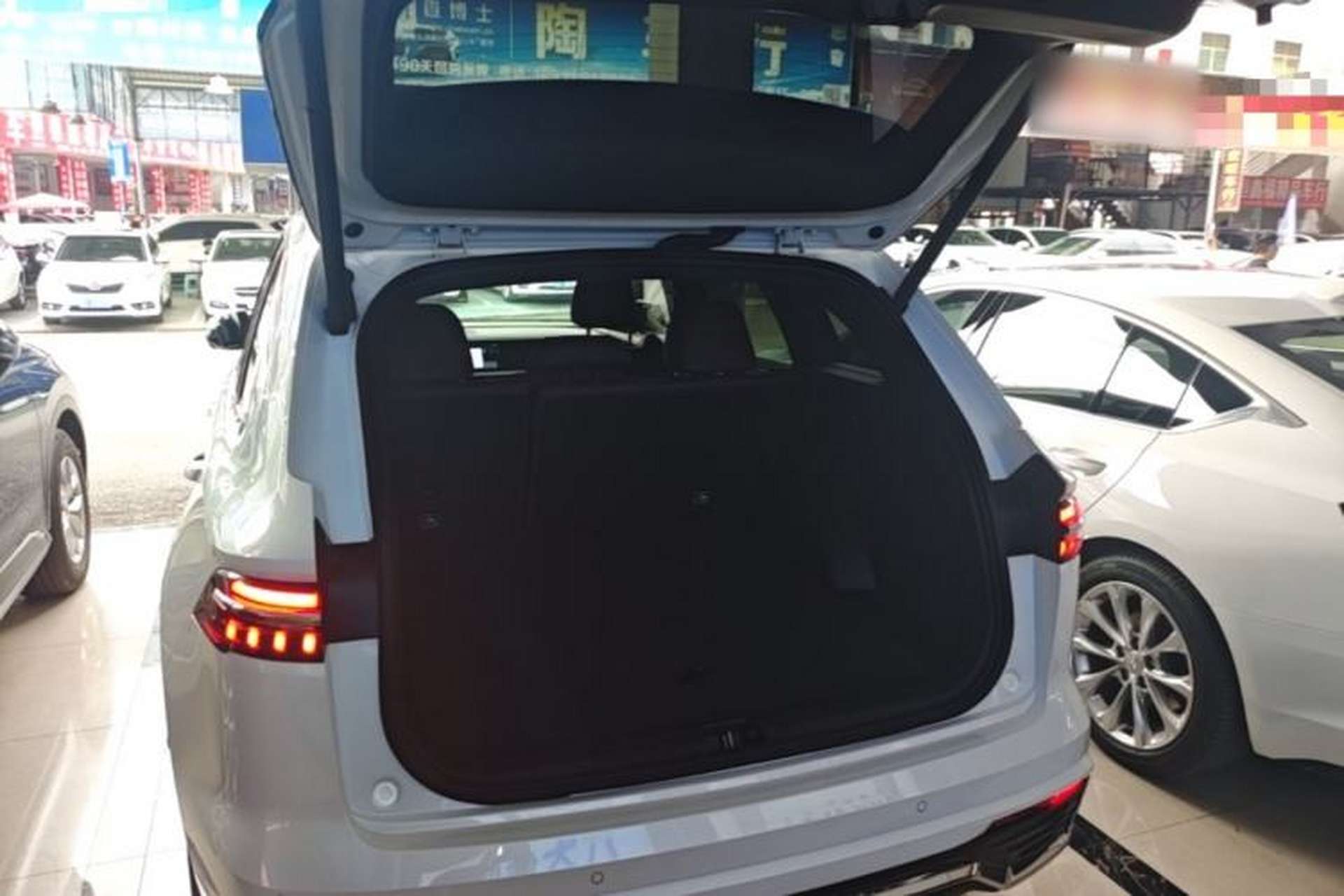 Used Geely Auto Monjaro L 2021 2.0TD DCT EVO Two-Wheel Drive Smart Luxury Version Trunk
