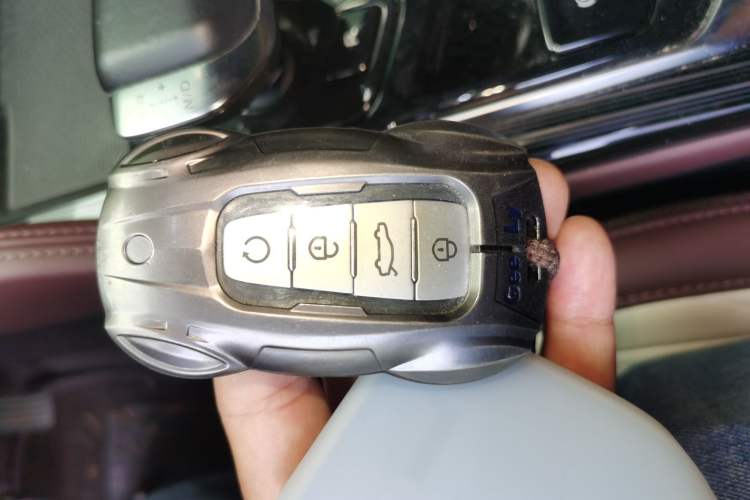 Used Geely Auto Monjaro L 2021 2.0TD DCT EVO Two-Wheel-Drive Flagship Version Vehicle Key