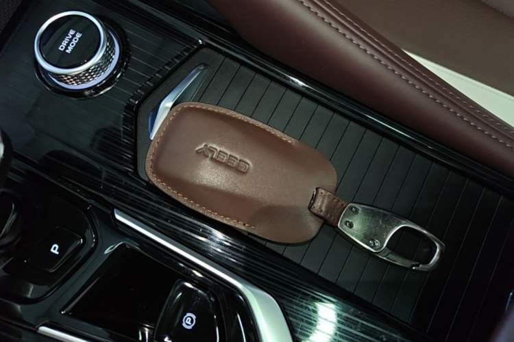 Used Geely Auto Monjaro L 2021 2.0TD DCT EVO Two-Wheel Drive Prestige Version Vehicle Key