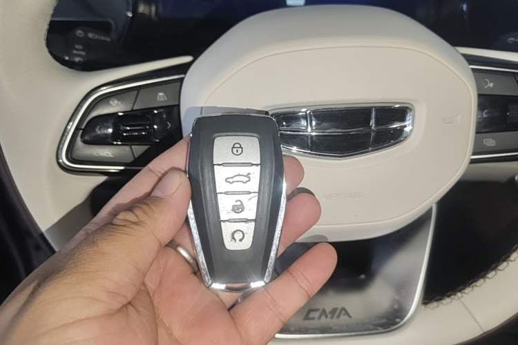 Used Geely Auto Monjaro L 2021 2.0TD DCT EVO Two-Wheel Drive Prestige Version Vehicle Key
