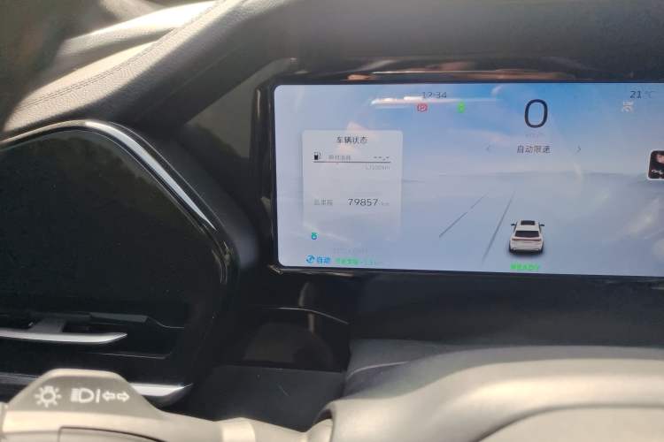 Used Geely Auto Monjaro L 2022 1.5T Leishen Hi·F Plug-in Hybrid Super Xun Odometer Close Up