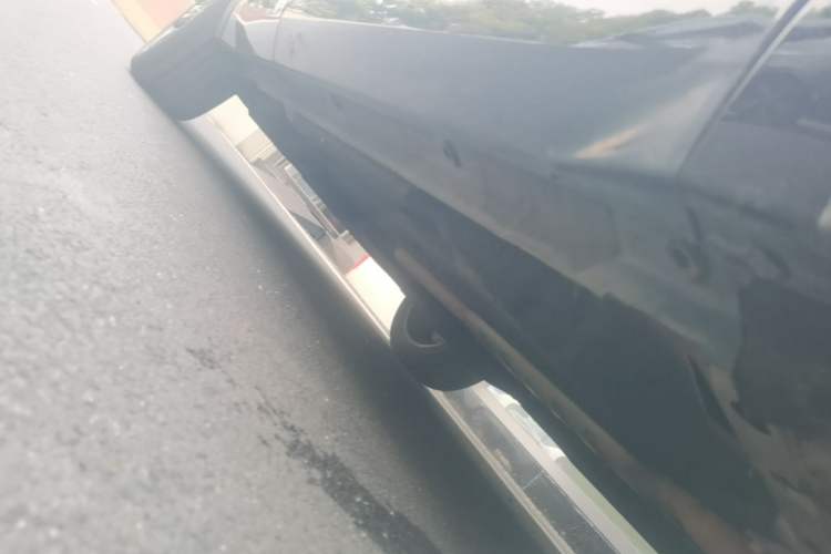 Used Geely Auto Monjaro L 2022 1.5T Leishen Hi·F Plug-in Hybrid Super Xun Right Side Sill
