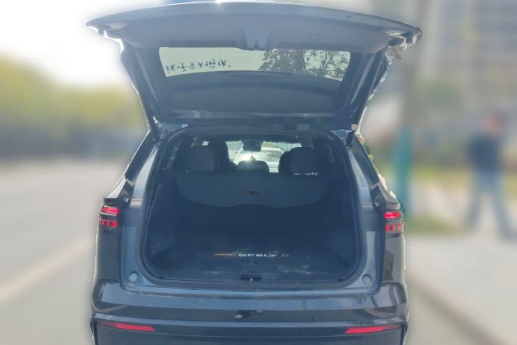 Used Geely Auto Monjaro L 2022 1.5T Leishen Hi·F Plug-in Hybrid Super Xun Trunk
