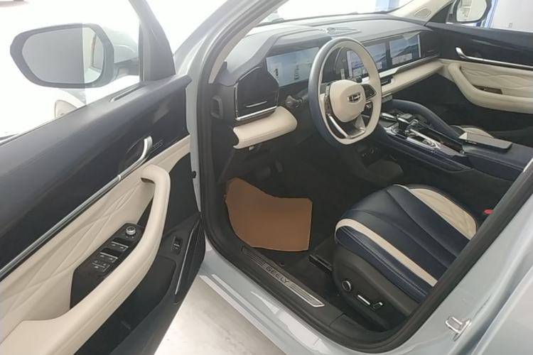 Used Geely Auto Monjaro L 2022 1.5T Leishen Hi·F Plug-in Hybrid Super Xun Driver Seat