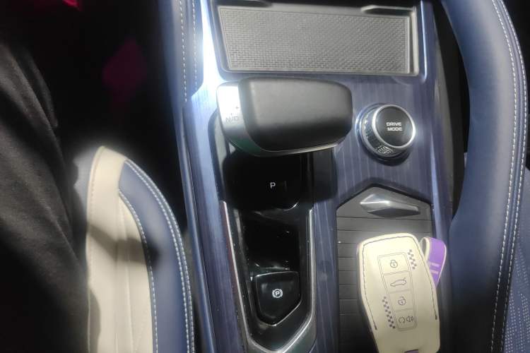 Used Geely Auto Monjaro L 2022 1.5T Thunder Hi·F Plug-in Hybrid Super Rui Gear Lever