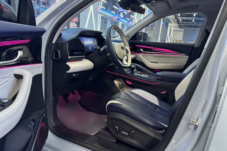 Used Geely Auto Monjaro L 2022 1.5T Thunder Hi·F Plug-in Hybrid Super Rui Interior 1