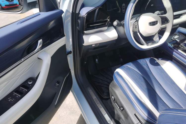 Used Geely Auto Monjaro L 2022 1.5T Thunder Hi·F Plug-in Hybrid Super Rui Interior 3