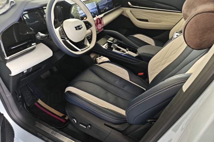 Used Geely Auto Monjaro L 2022 1.5T Leishen Hi·F Plug-in Hybrid Super Xun Left Front Seat