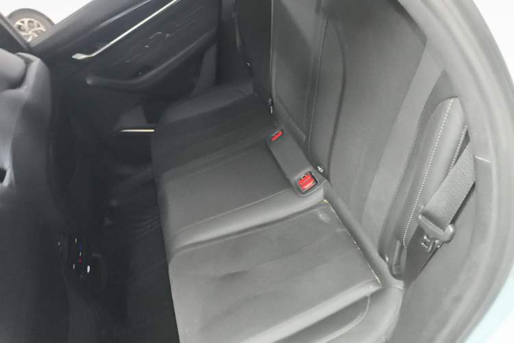 Used Geely Auto Monjaro L 2022 1.5T Thunder Hi·F Plug-in Hybrid Super Rui Left Rear Seat