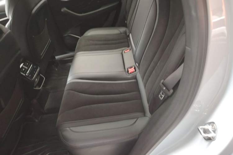 Used Geely Auto Monjaro L 2022 1.5T Thunder Hi·F Plug-in Hybrid Super Rui Left Rear Seat