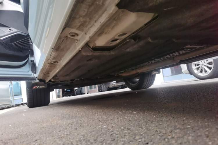 Used Geely Auto Monjaro L 2022 1.5T Leishen Hi·F Plug-in Hybrid Super Xun Left Side Sill