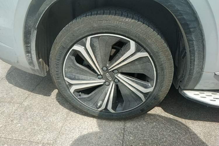 Used Geely Auto Monjaro L 2022 1.5T Leishen Hi·F Plug-in Hybrid Super Xun Right Rear Wheel Hub