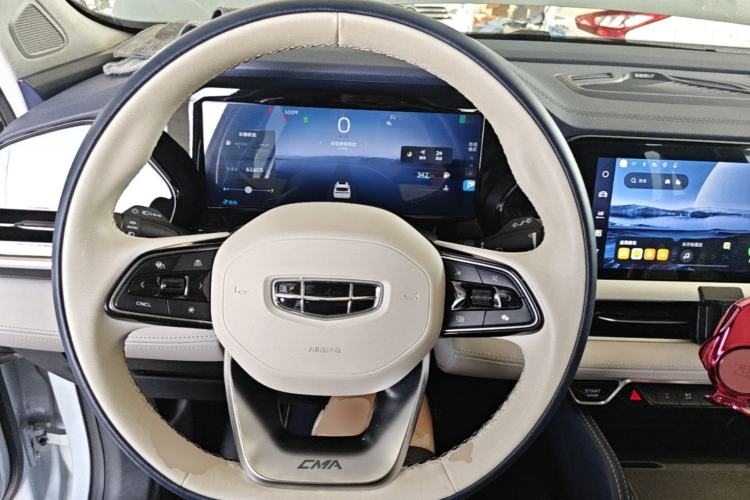 Used Geely Auto Monjaro L 2022 1.5T Leishen Hi·F Plug-in Hybrid Super Xun Steering Wheel