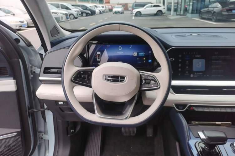 Used Geely Auto Monjaro L 2022 1.5T Leishen Hi·F Plug-in Hybrid Super Xun Steering Wheel
