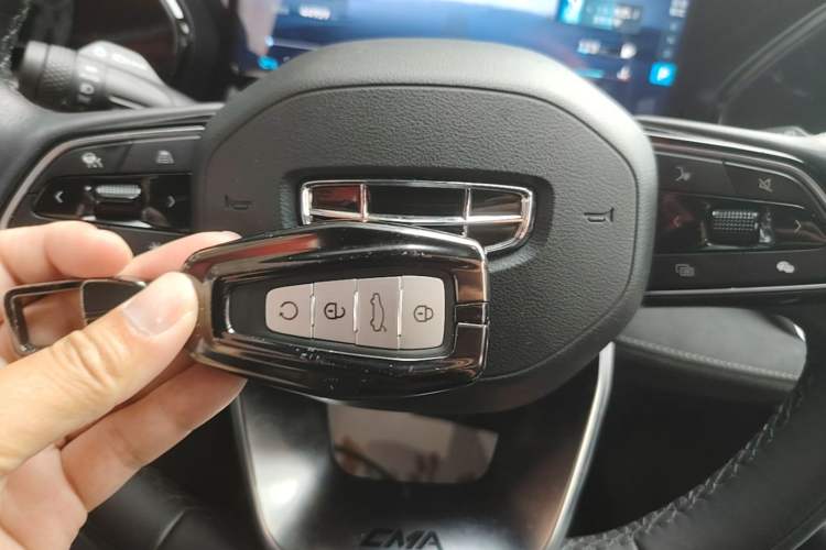 Used Geely Auto Monjaro L 2022 1.5T Thunder Hi·F Plug-in Hybrid Super Rui Vehicle Key