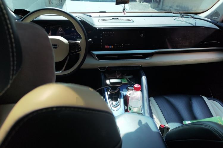 Used Geely Auto Monjaro L 2022 1.5T Thunder Hi·F Plug-in Hybrid Super Rui Center Console