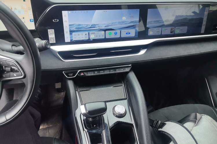 Used Geely Auto Monjaro L 2022 1.5T Leishen Hi·F Plug-in Hybrid Super Xun Audio And AC Panel