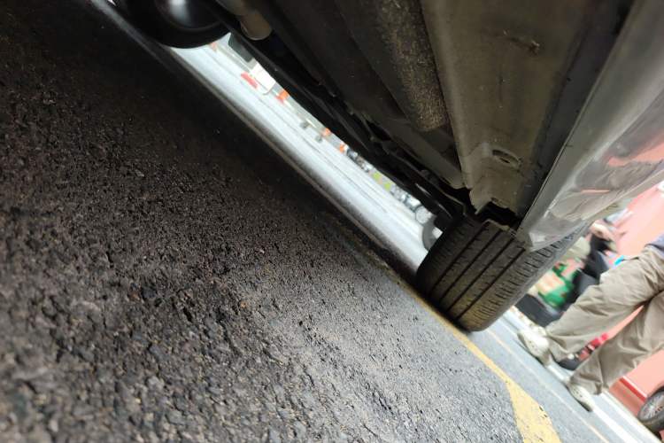 Used Geely Auto Monjaro L 2022 1.5T Thunder Hi·F Plug-in Hybrid Super Rui Chassis Front Right