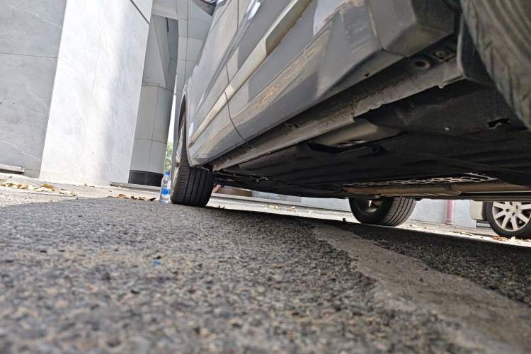 Used Geely Auto Monjaro L 2022 1.5T Thunder Hi·F Plug-in Hybrid Super Rui Chassis Rear Left