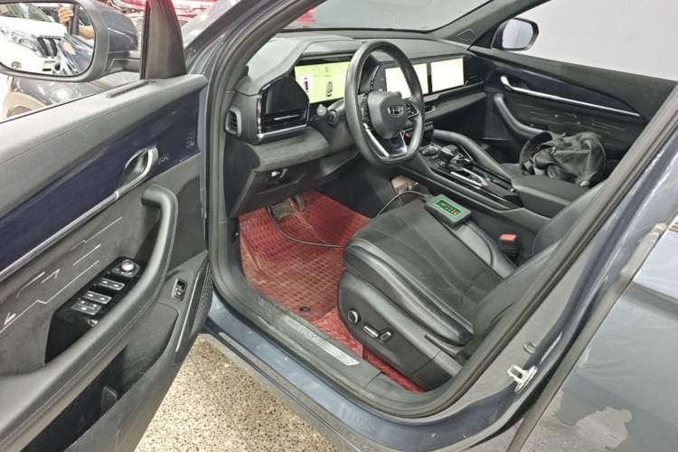 Used Geely Auto Monjaro L 2022 1.5T Leishen Hi·F Plug-in Hybrid Super Xun Driver Seat