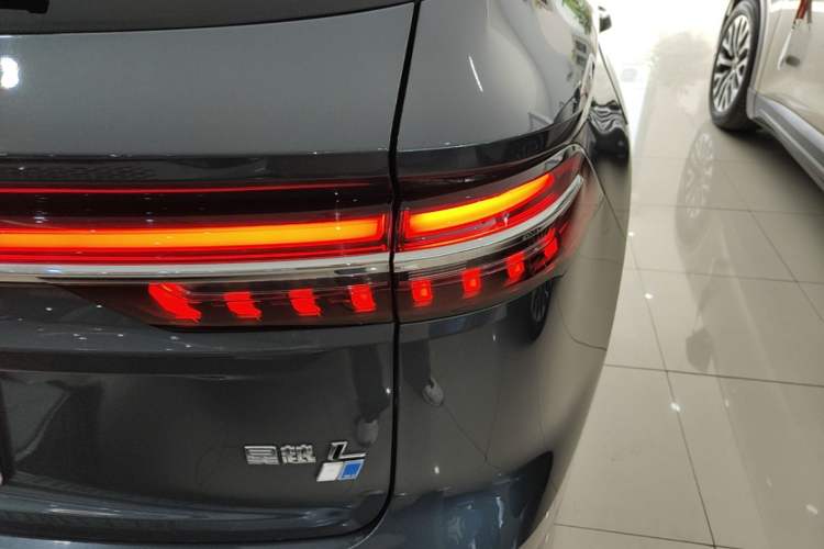 Used Geely Auto Monjaro L 2022 1.5T Leishen Hi·F Plug-in Hybrid Super Xun Exterior 1