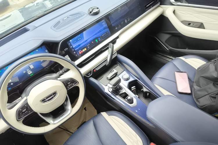 Used Geely Auto Monjaro L 2022 1.5T Thunder Hi·F Plug-in Hybrid Super Rui Gear Lever