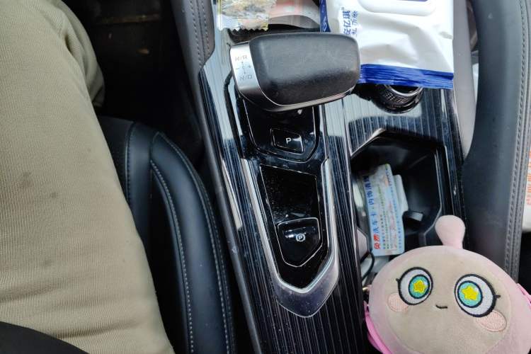Used Geely Auto Monjaro L 2022 1.5T Thunder Hi·F Plug-in Hybrid Super Rui Gear Lever