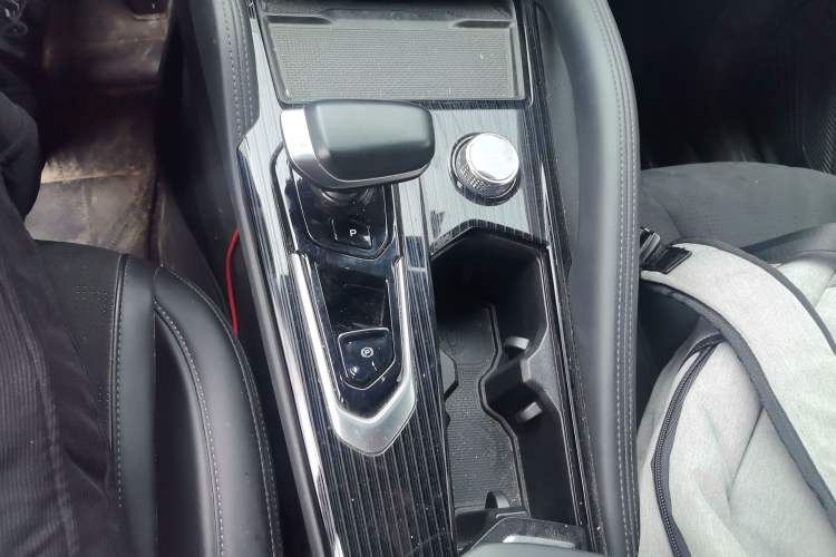 Used Geely Auto Monjaro L 2022 1.5T Leishen Hi·F Plug-in Hybrid Super Xun Gear Lever