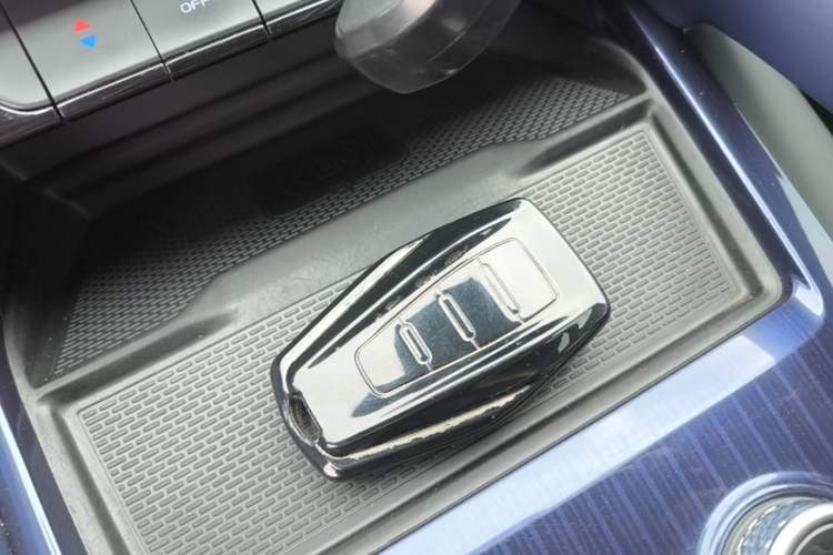 Used Geely Auto Monjaro L 2022 1.5T Thunder Hi·F Plug-in Hybrid Super Rui Interior 1