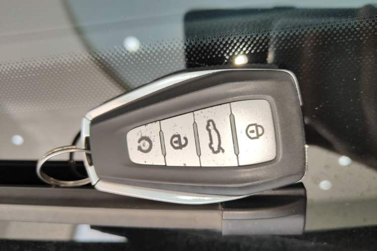 Used Geely Auto Monjaro L 2022 1.5T Leishen Hi·F Plug-in Hybrid Super Xun Interior 1