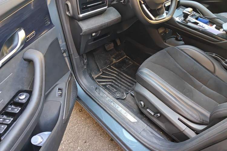 Used Geely Auto Monjaro L 2022 1.5T Thunder Hi·F Plug-in Hybrid Super Rui Interior 3
