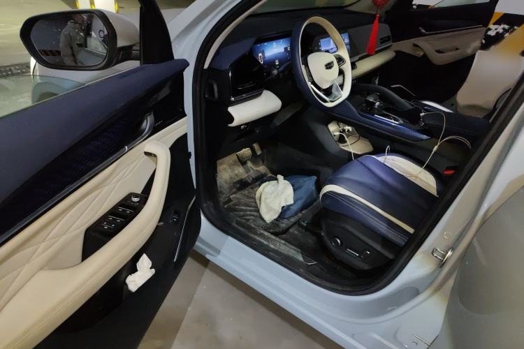 Used Geely Auto Monjaro L 2022 1.5T Leishen Hi·F Plug-in Hybrid Super Xun Interior 3