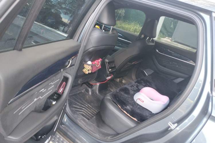 Used Geely Auto Monjaro L 2022 1.5T Leishen Hi·F Plug-in Hybrid Super Xun Interior 4