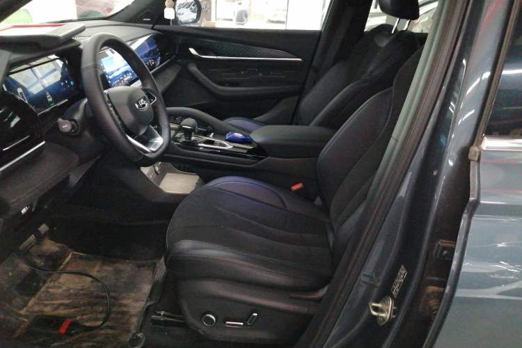 Used Geely Auto Monjaro L 2022 1.5T Thunder Hi·F Plug-in Hybrid Super Rui Left Front Seat
