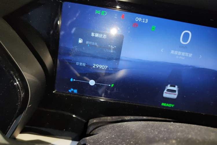 Used Geely Auto Monjaro L 2022 1.5T Leishen Hi·F Plug-in Hybrid Super Xun Odometer Close Up