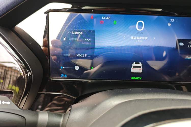 Used Geely Auto Monjaro L 2022 1.5T Leishen Hi·F Plug-in Hybrid Super Xun Odometer Close Up