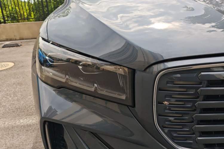 Used Geely Auto Monjaro L 2022 1.5T Leishen Hi·F Plug-in Hybrid Super Xun Right Front Headlight