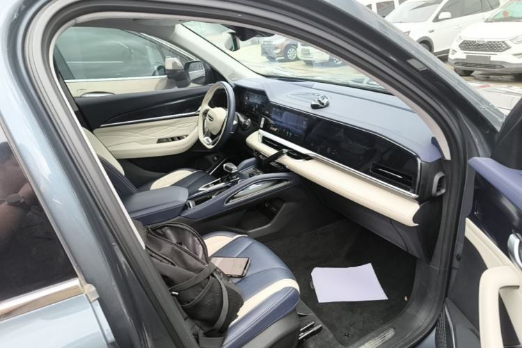 Used Geely Auto Monjaro L 2022 1.5T Thunder Hi·F Plug-in Hybrid Super Rui Right Front Seat
