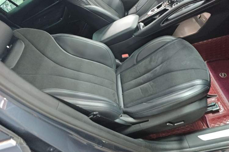 Used Geely Auto Monjaro L 2022 1.5T Leishen Hi·F Plug-in Hybrid Super Xun Right Front Seat