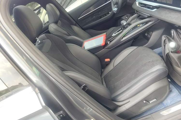 Used Geely Auto Monjaro L 2022 1.5T Thunder Hi·F Plug-in Hybrid Super Rui Right Front Seat